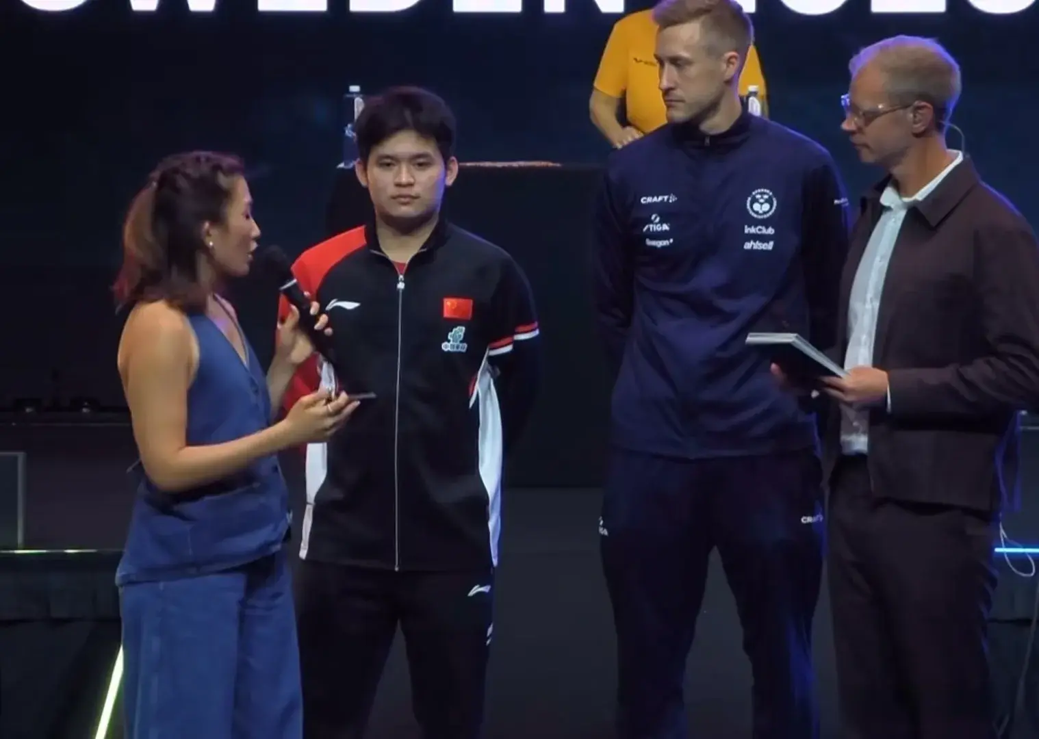 这主持人姐, 连轴转了, img