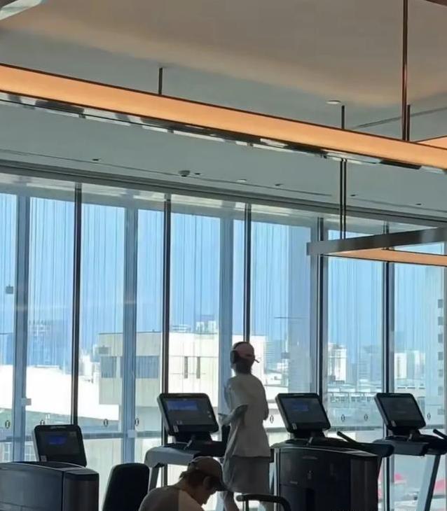 跑步对鹿晗, 鹿晗能从忙