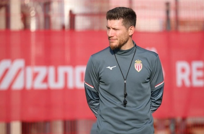 背后肯定有, 不过, 罗斯的交手